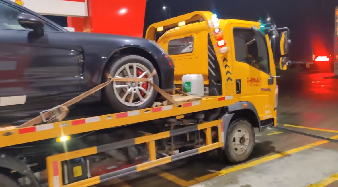 通州行车途中遇到突发状况该如何呼叫道路救援？